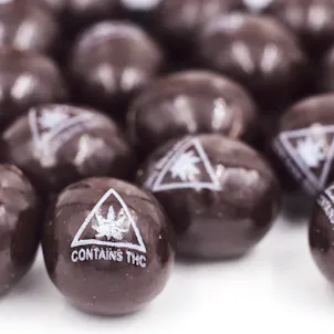 Photo of Chroma Chocolate Covered Coffee Beans 18pk (90mg total)