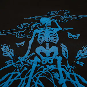 Photo of SKULLY TEE "BLACK"