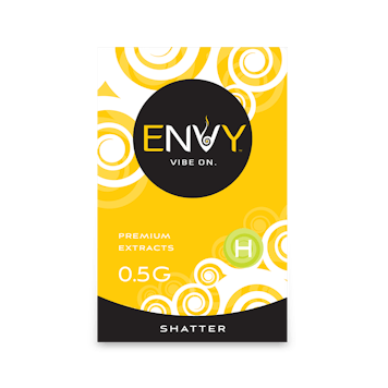 Photo of Golden Strawberries Shatter 0.5g