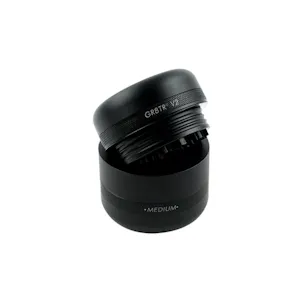 Photo of Kannastör® GR8TR® V2 Series Grinder in Matte Black (Easy Change Screen/Chamber not included)