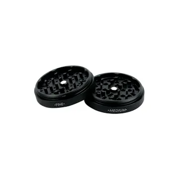 Photo of Kannastör® GR8TR® V2 Series Grinder in Matte Black (Easy Change Screen/Chamber not included)