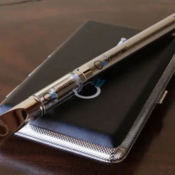 Photo of Oil Vape Pen Kit - Slim Pack (4 Colors Available)