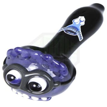 Photo of "Evil Minion Themed" Hand Pipe