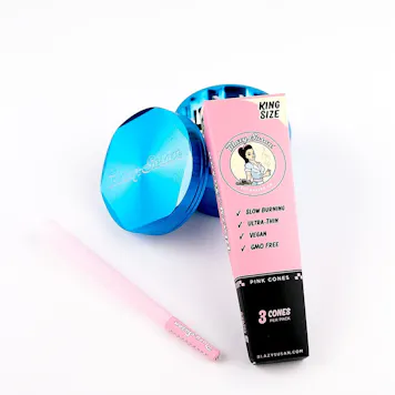 Photo of Blazy King Size Pink Cones 3 Pk | Vegan & Non-GMO