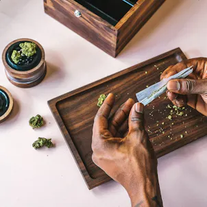 Photo of MARLEY NATURAL (SMALL) ROLLING TRAY
