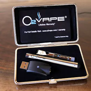 Photo of Oil Vape Pen Kit - Slim Pack (4 Colors Available)