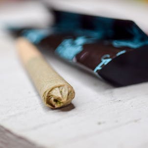 Photo of Eagle Sativa Pre-Rolls - Mango Haze 5 Pack