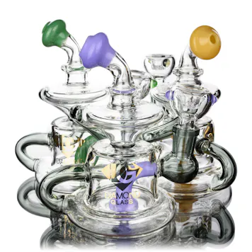 Photo of 6" Compact Rig w/ Showerhead Recycler, by Diamond Glass