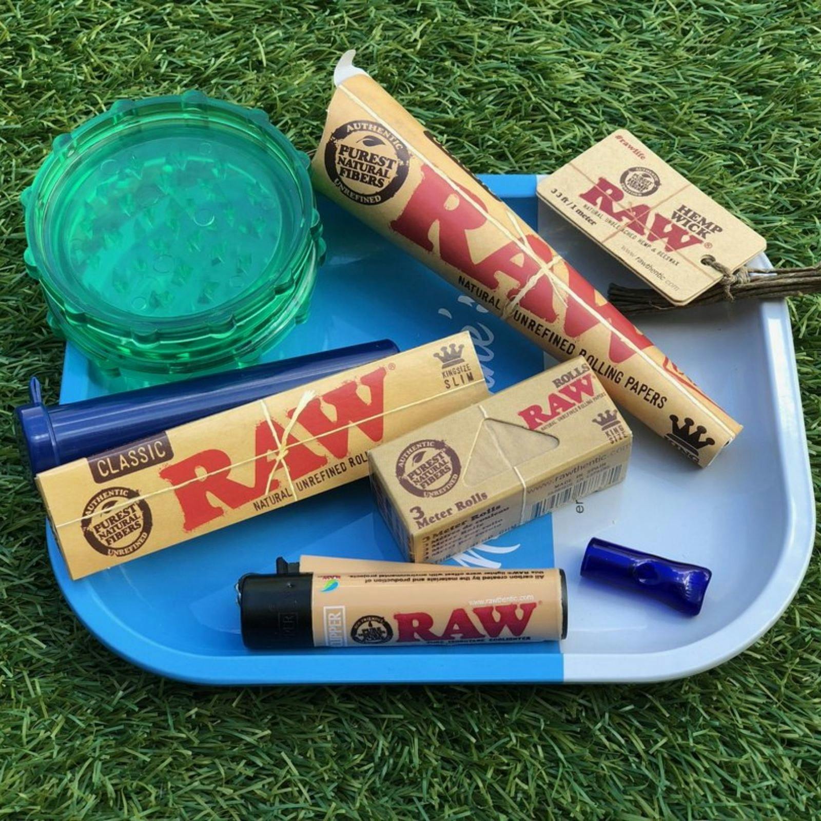 Me Time Me Time Essentials RAW Rolling Bundle Leafly