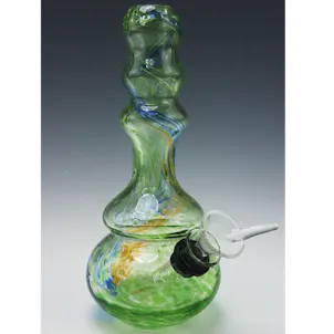Photo of 7" Soft Glass Water Pipe With Green Glass