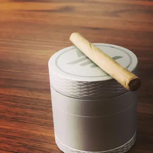 Photo of TurboTip Mini Hemp (8mm) Resealable 3 pack