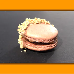 Photo of Peanut Butter & Chocolate ROYALE CUP French Macaron Cookie 50mg Single Pack