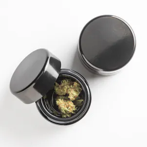 Photo of 1 fl oz 30ml Ultraviolet Glass Jars/ 2 pack