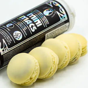 Photo of White Chocolate Macaron Cookie Bite MINI MACS Cookies 100mg 5 Pack