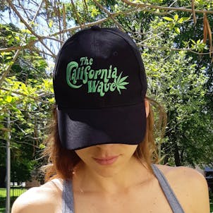 Photo of HEAVY COTTON, CALIFORNIA WAVE, UNISEX BLACK CAP
