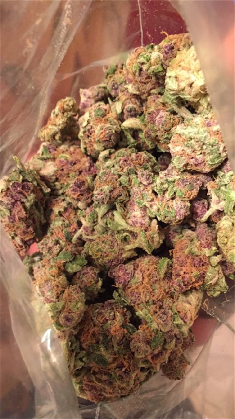 photos-of-ace-of-spades-weed-strain-buds-leafly
