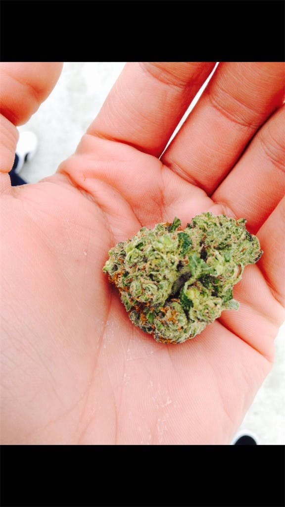 Photos of Banana Kush Weed Strain Buds Leafly