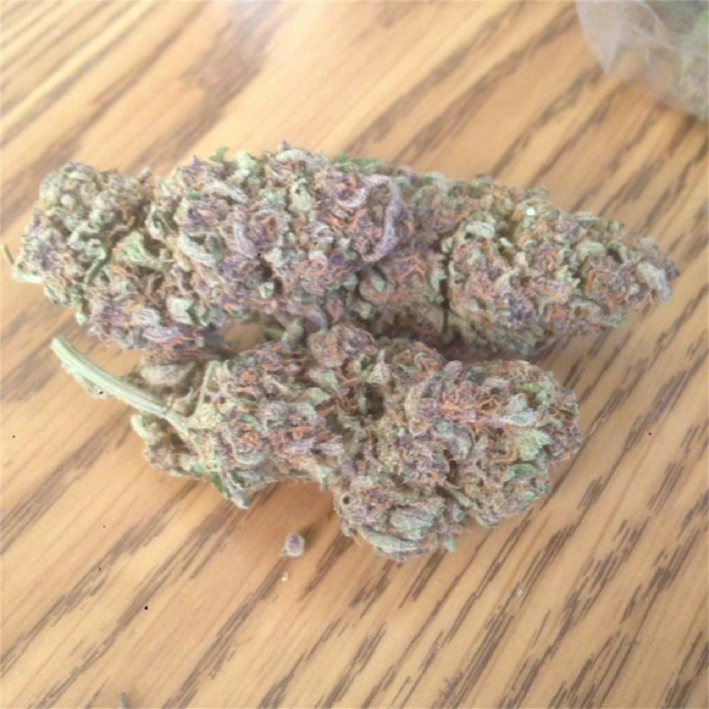 Black Cherry Og Aka Black Cherry Og Kush Weed Strain Information Leafly