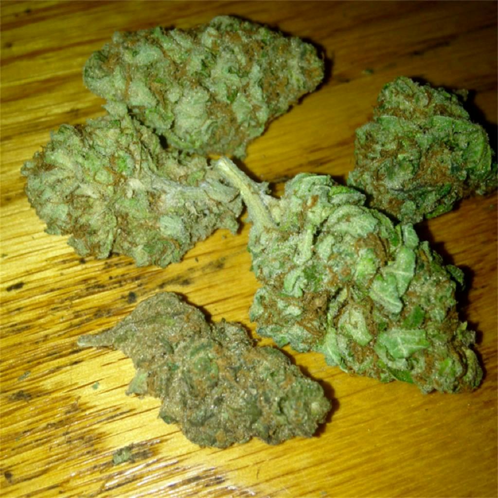 Blackberry Kush aka BBK Weed Strain Information Leafly