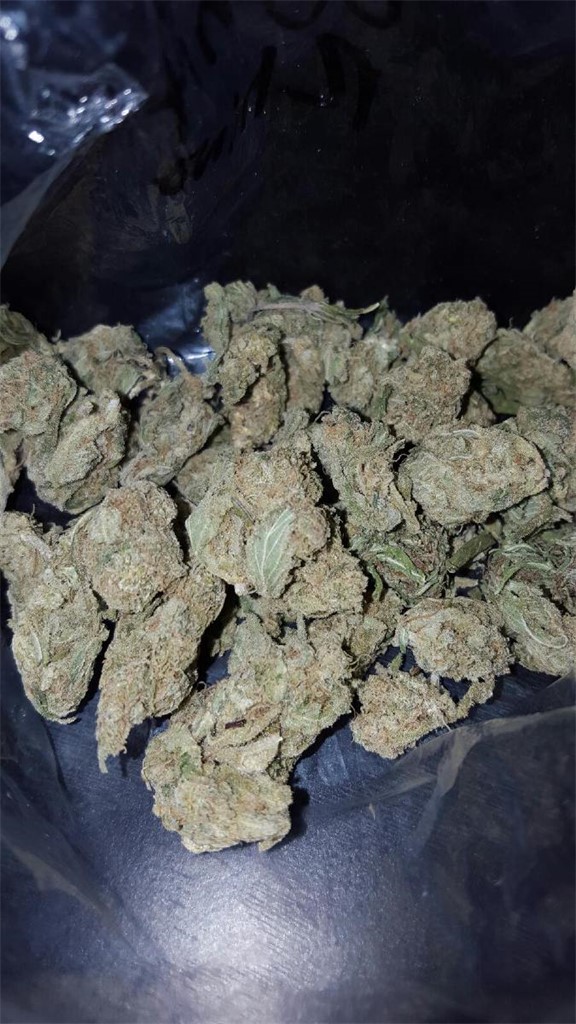 Blackberry Rhino aka Blackberry White Weed Strain Information Leafly