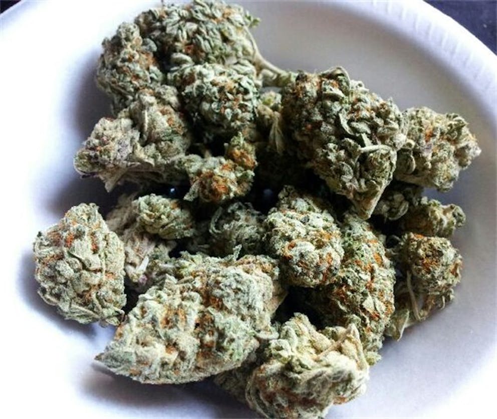 Photos of Blue Diamond Weed Strain Buds Leafly