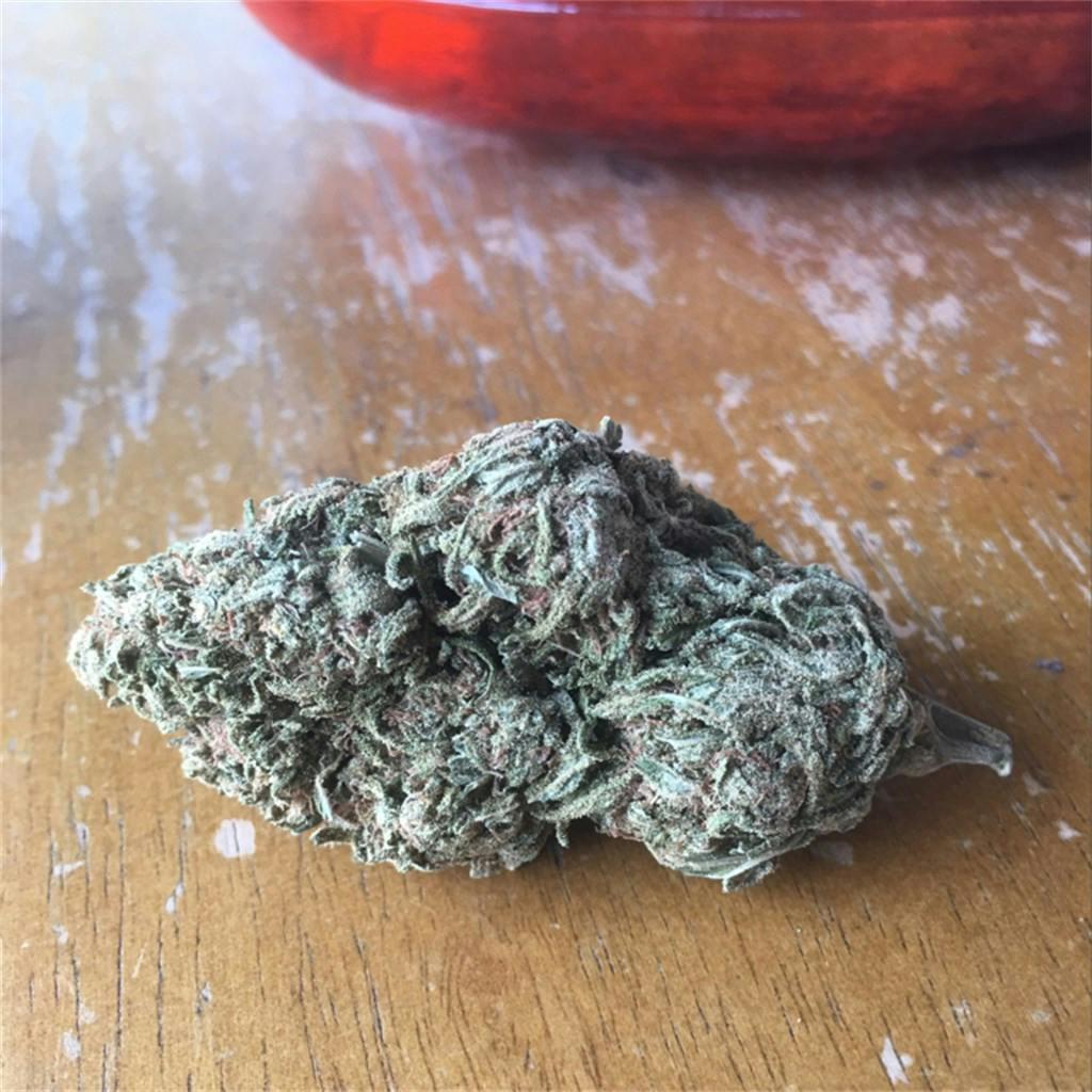 Photos of Cherry Pie Weed Strain Buds Leafly