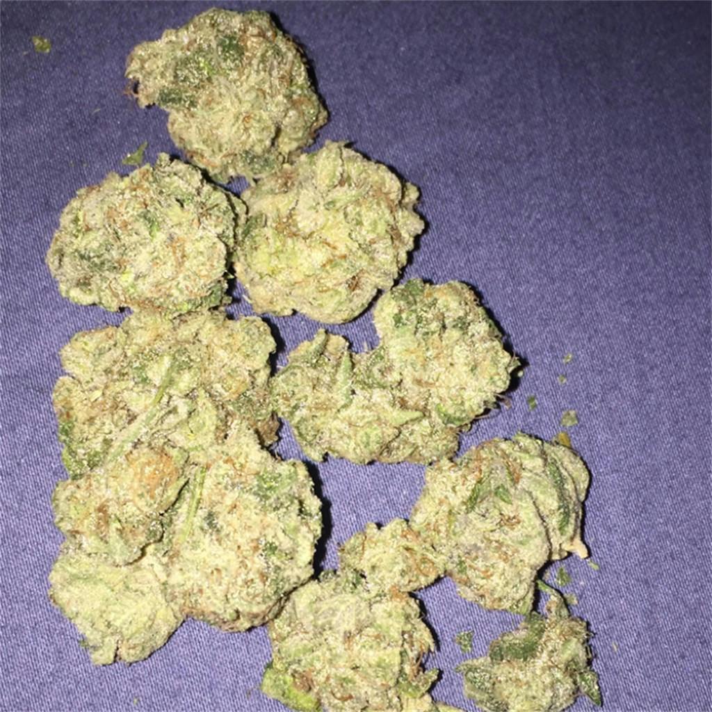 Chiquita Banana Aka Chiquita Weed Strain Information Leafly