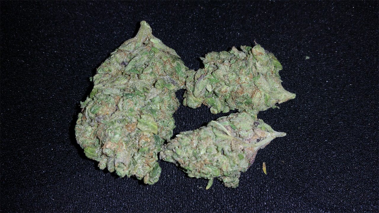 Photos of Cotton Candy Weed Strain Buds Leafly