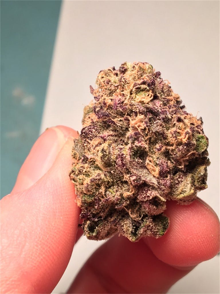Crunch Berry Kush aka Crunch Berries Weed Strain Information Leafly