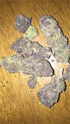 User uploaded image of Crunch Berry Kush