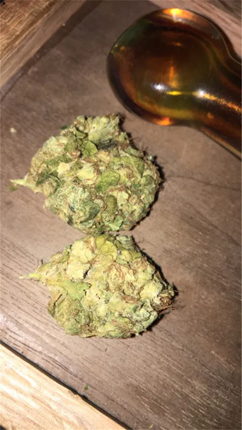 Hippie Chicken Weed Strain Information | Leafly