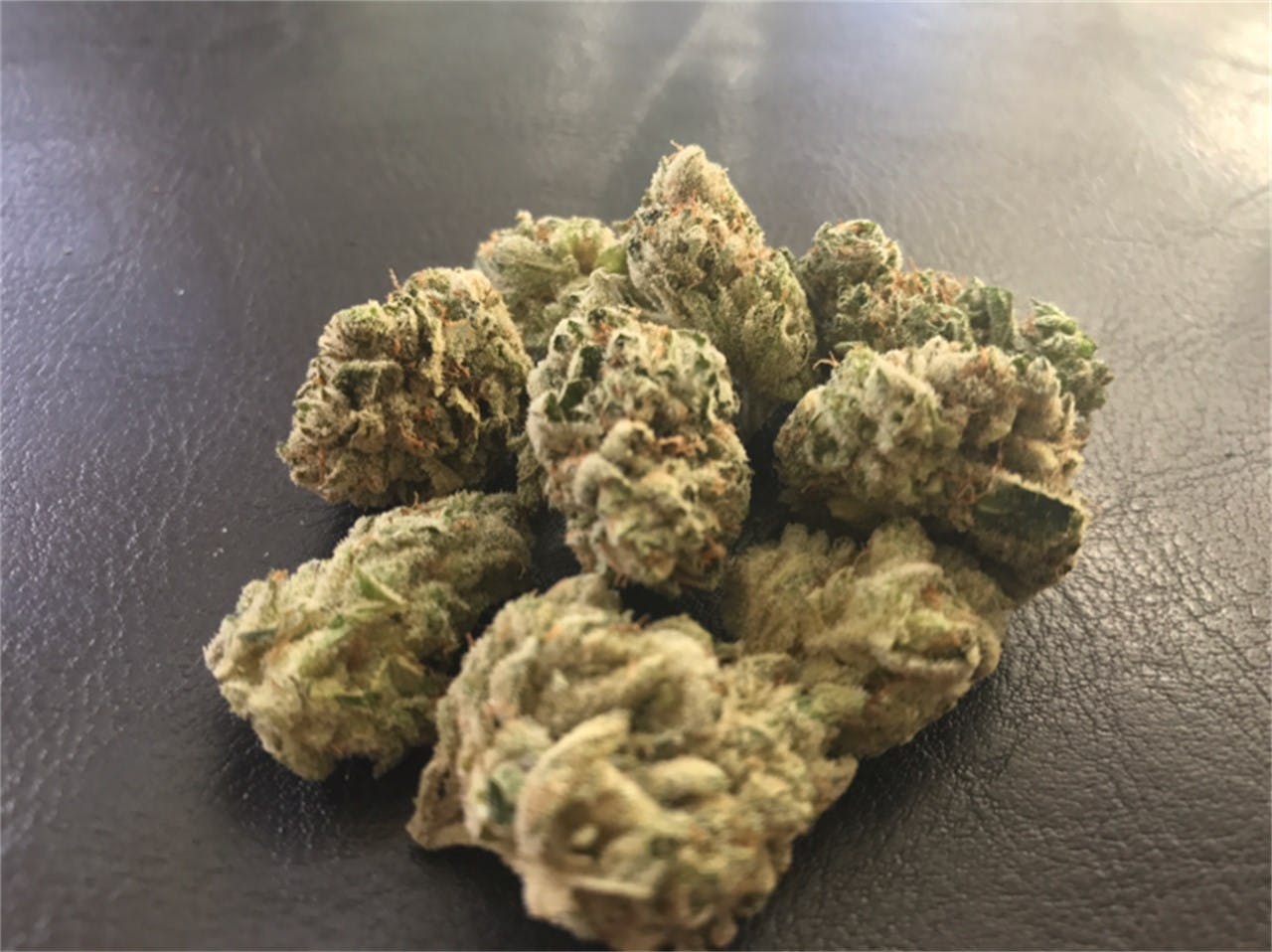 Photos of Northern Lights Weed Strain Buds Leafly