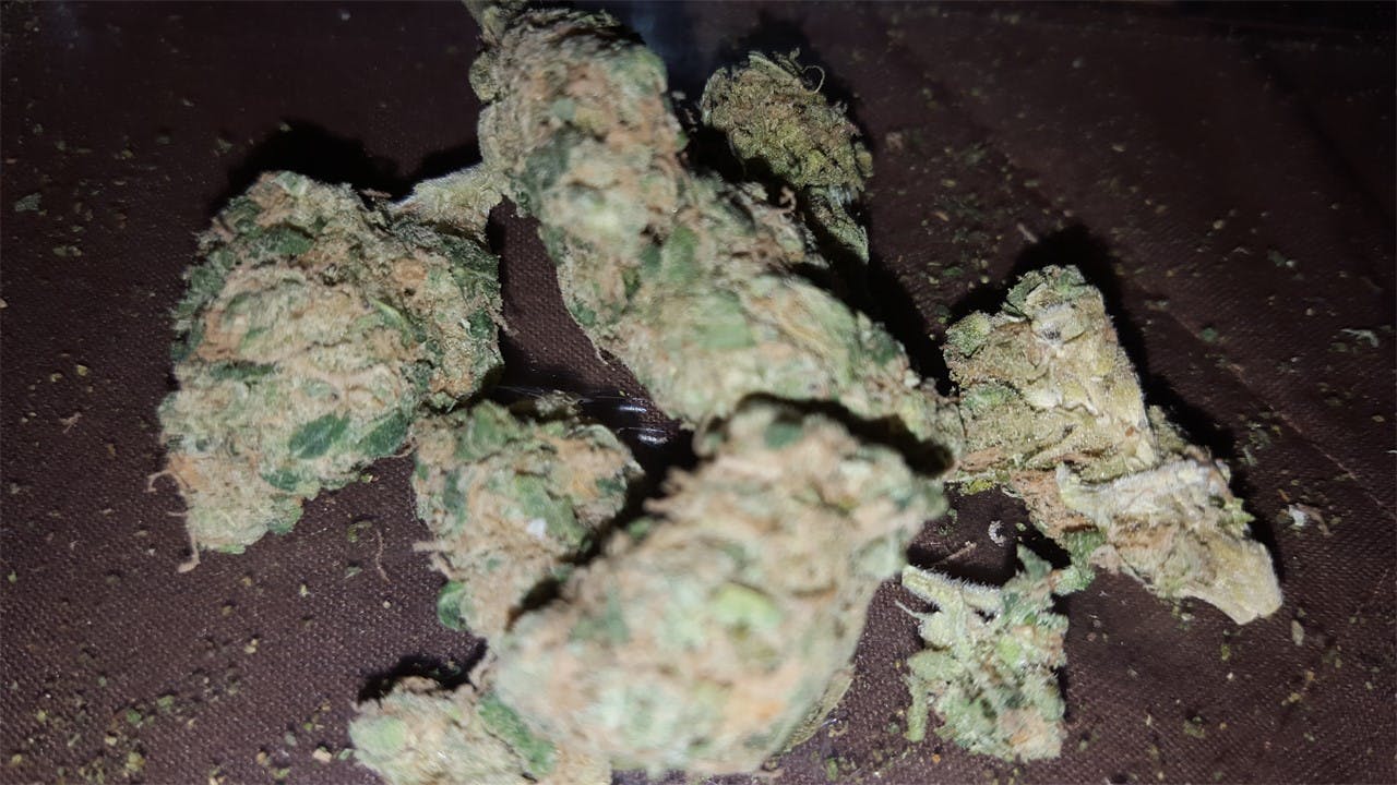 Peaches and Cream aka Peaches 'N Cream Weed Strain Information Leafly