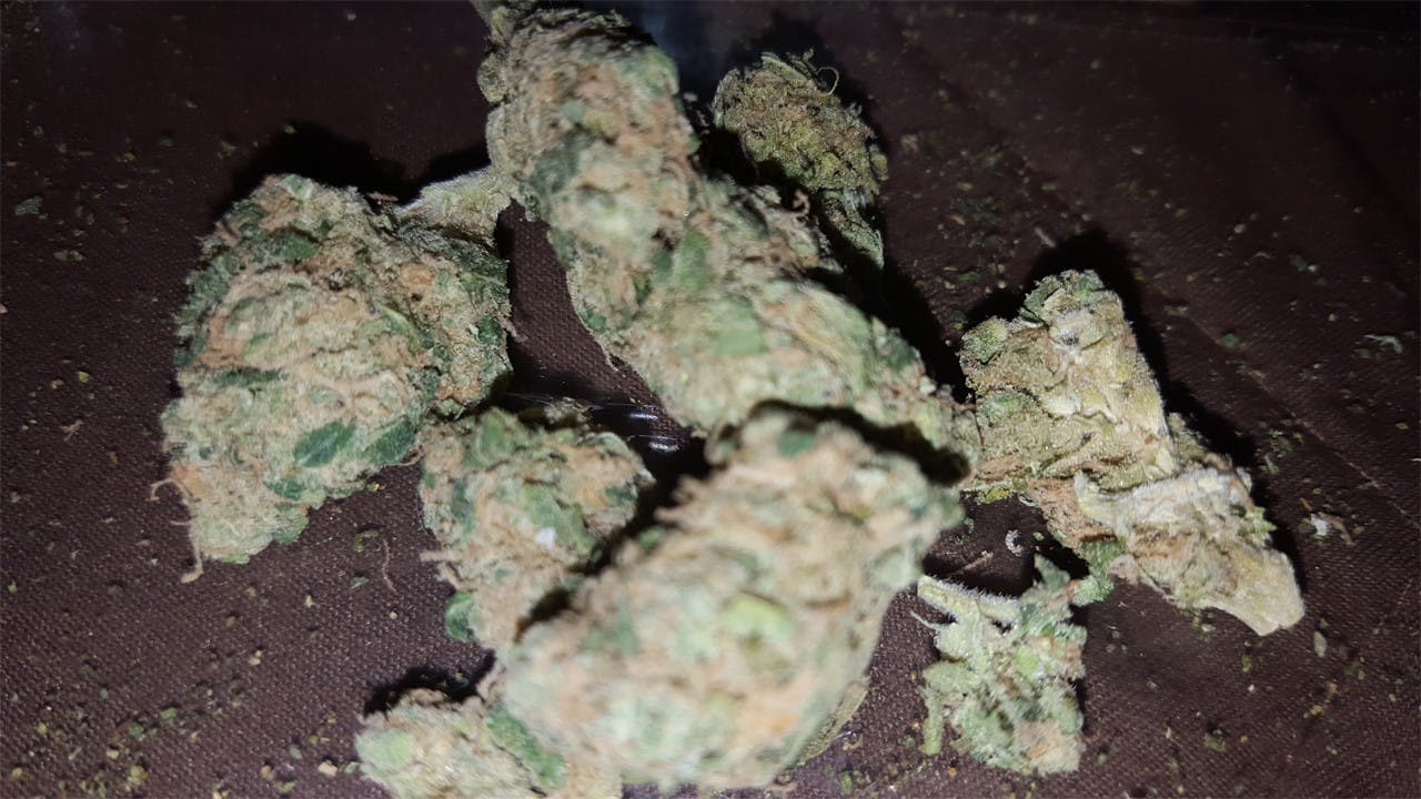 Peaches and Cream aka Peaches 'N Cream Weed Strain Information Leafly