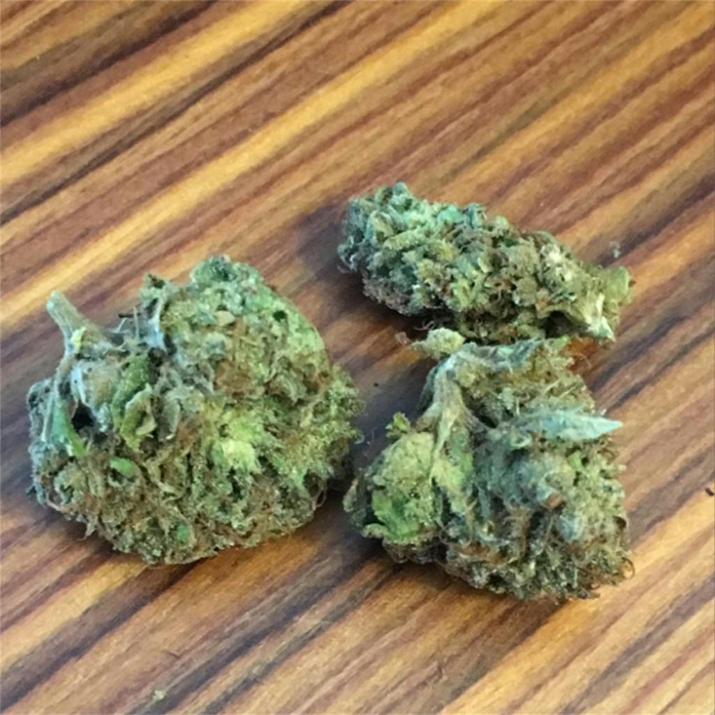 Pineapple Fields Weed Strain Information Leafly