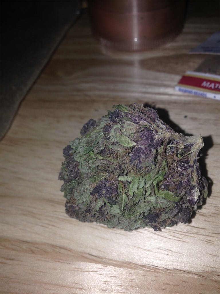 Photos of Platinum Purple Kush Weed Strain Buds Leafly