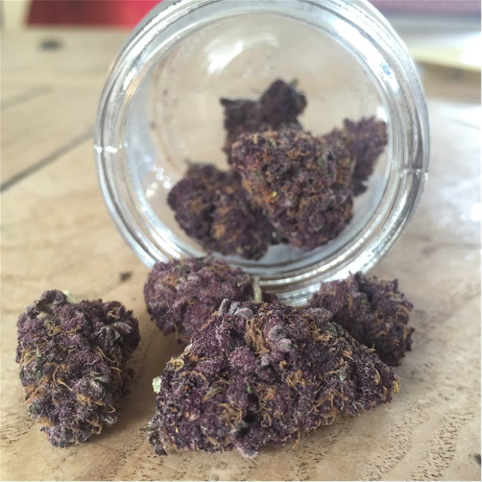 Photos of Sirius Black Weed Strain Buds Leafly