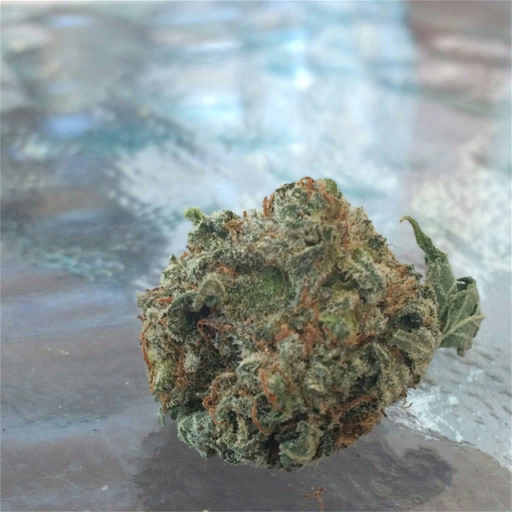 Snow White Marijuana Strain Information Leafly