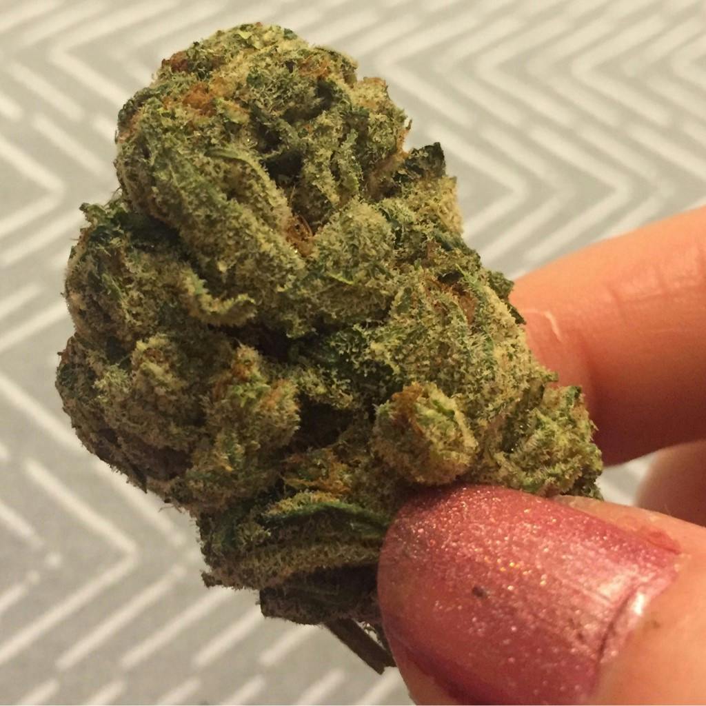 Photos of Sour OG Weed Strain Buds Leafly
