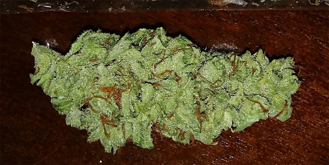 Super Lemon Haze aka SLH Weed Strain Information Leafly