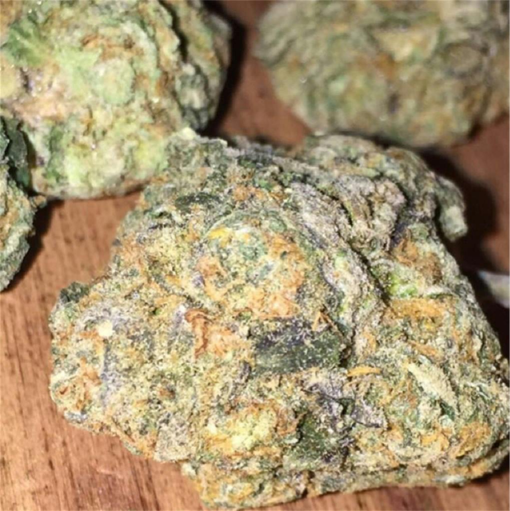 Photos of Thin Mint GSC Weed Strain Buds Leafly