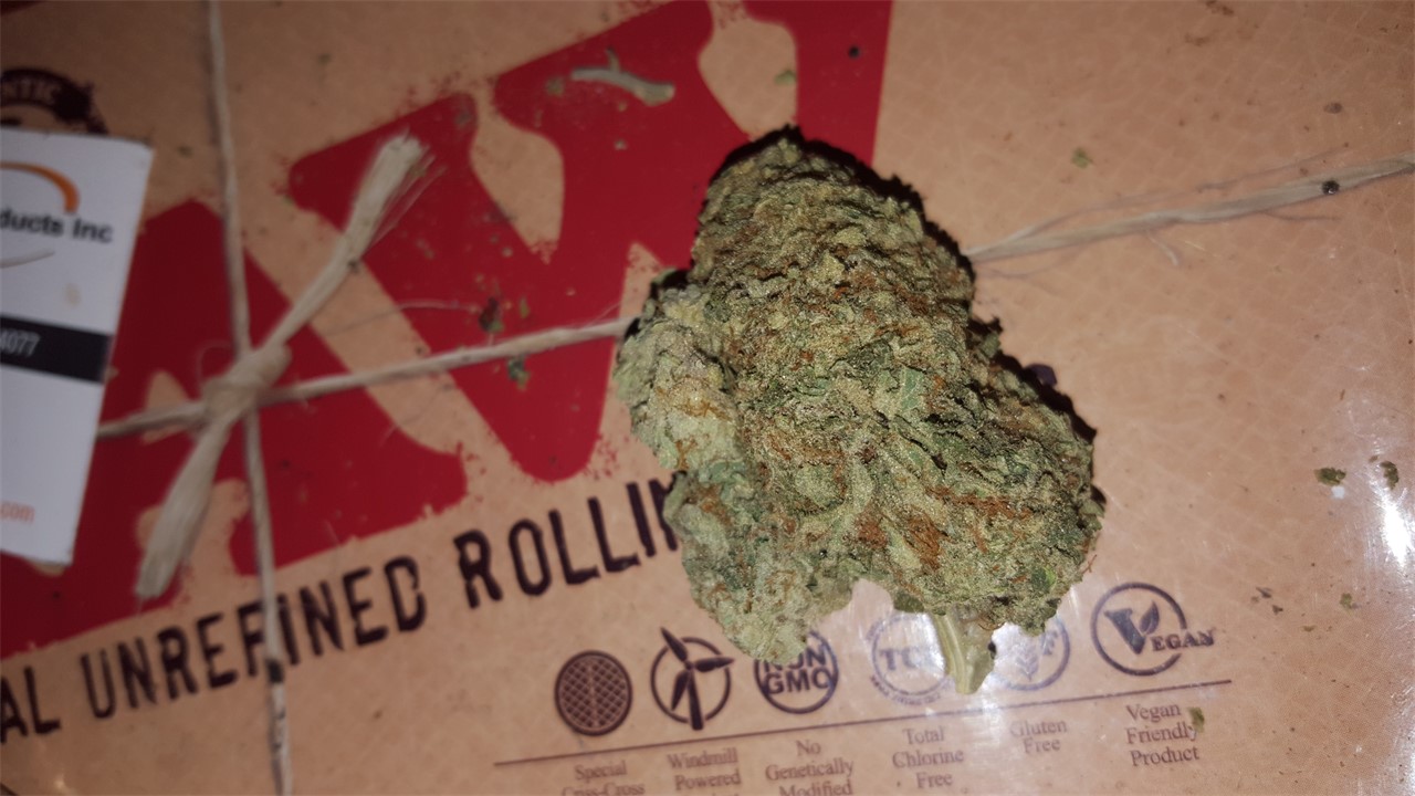 Photos Of Willie Nelson Weed Strain Buds | Leafly